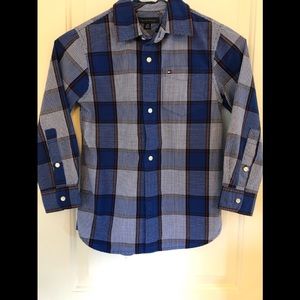 Tommy Hilfiger Shirt boys size 6-7 long sleeves